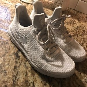 Nike women’s sneakers